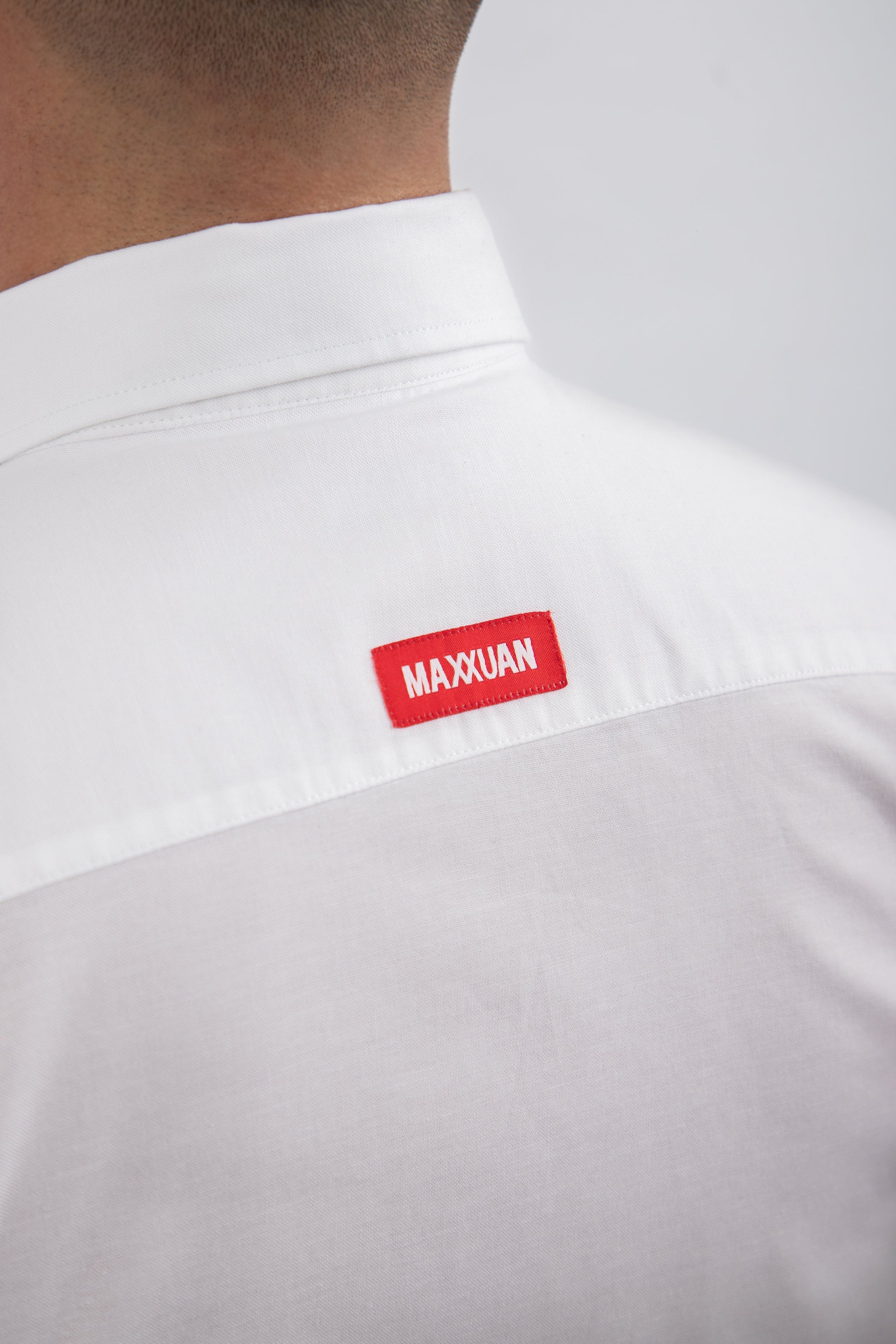 Camisa CORBATA